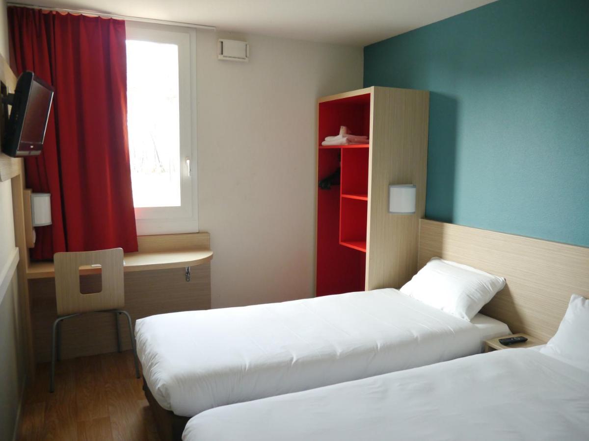 Saint-Avit  Kyriad Direct Mont De Marsan - St Avit מראה חיצוני תמונה