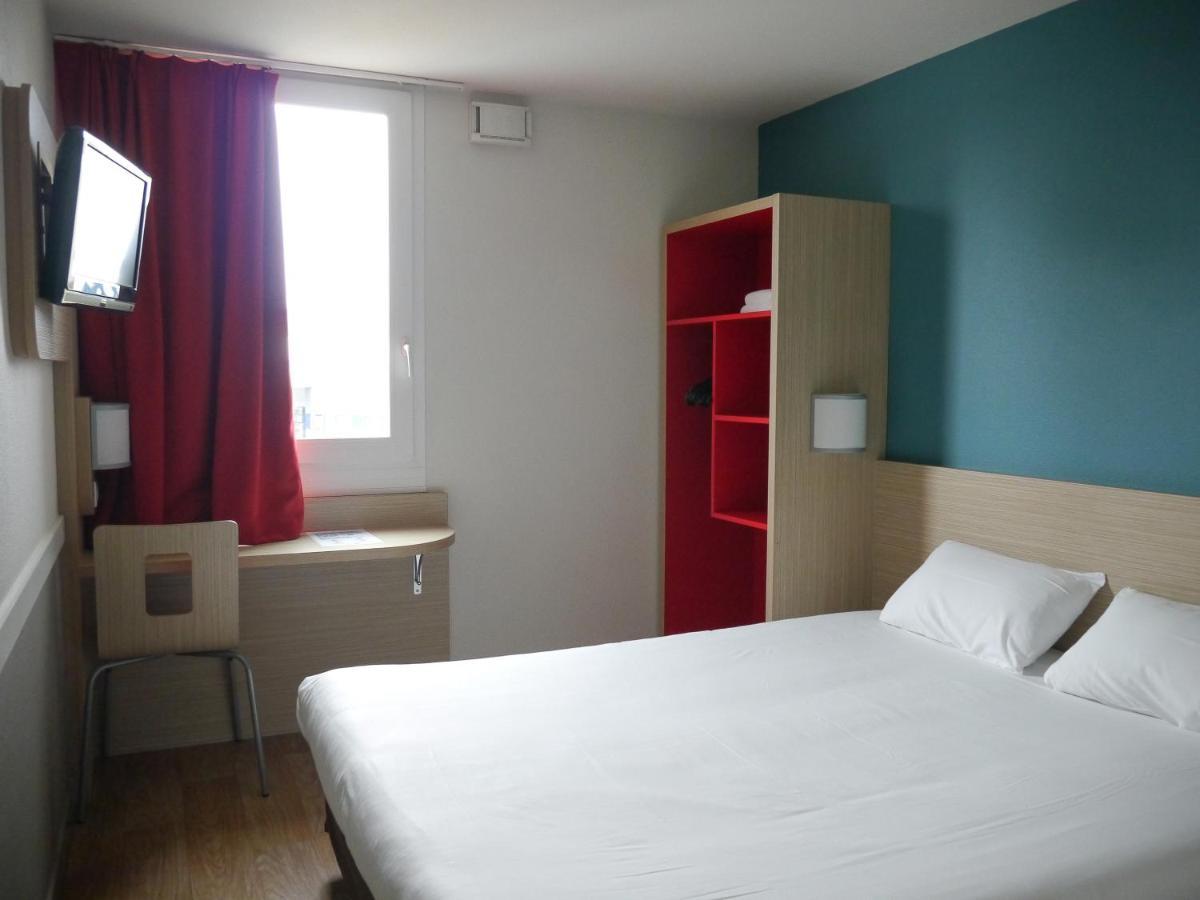 Saint-Avit  Kyriad Direct Mont De Marsan - St Avit מראה חיצוני תמונה