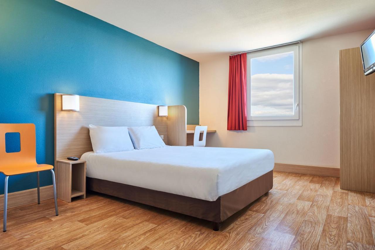 Saint-Avit  Kyriad Direct Mont De Marsan - St Avit מראה חיצוני תמונה